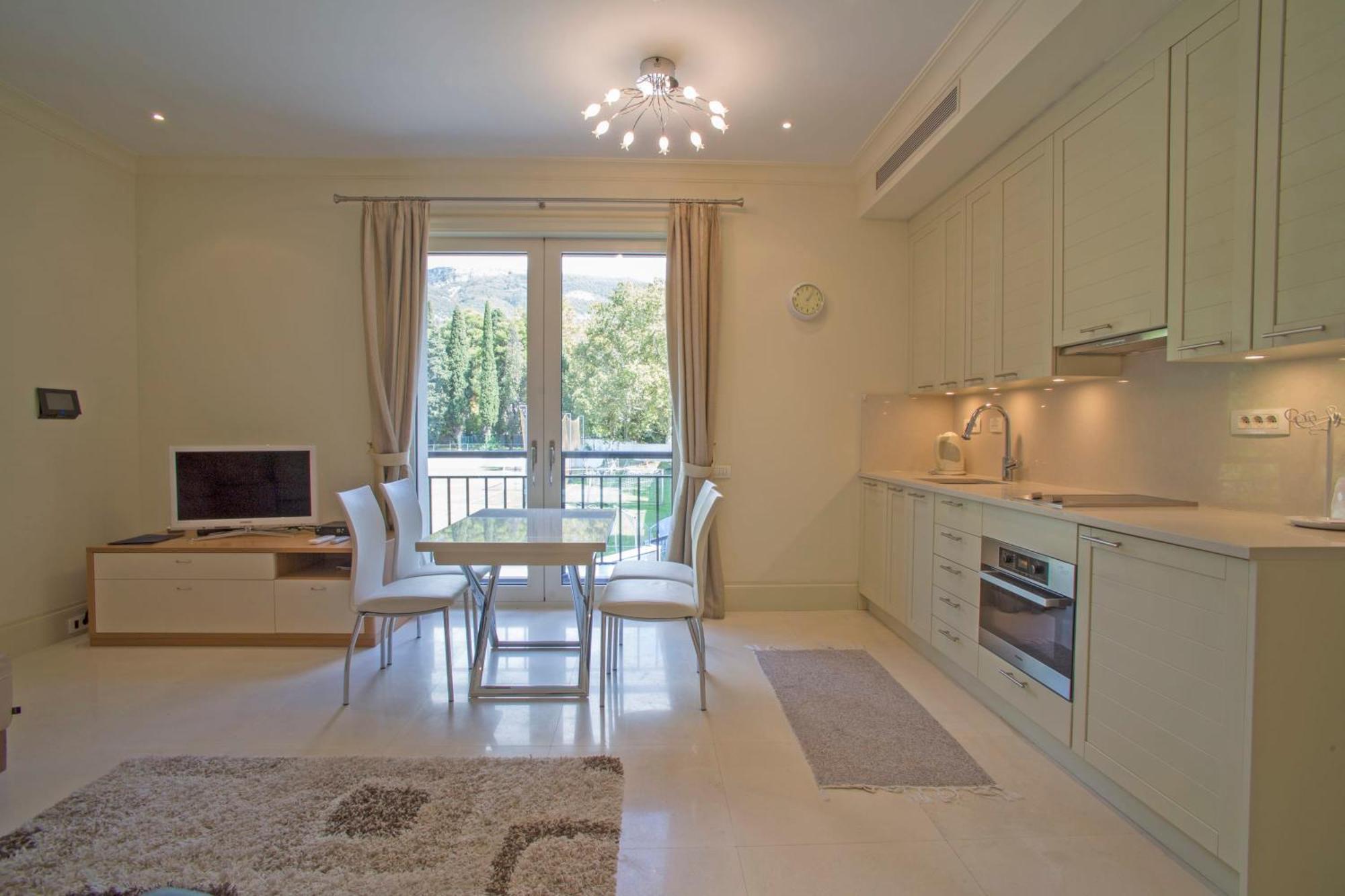 Porto Montenegro Zeta 102 - Cozy Studio Tivat Luaran gambar