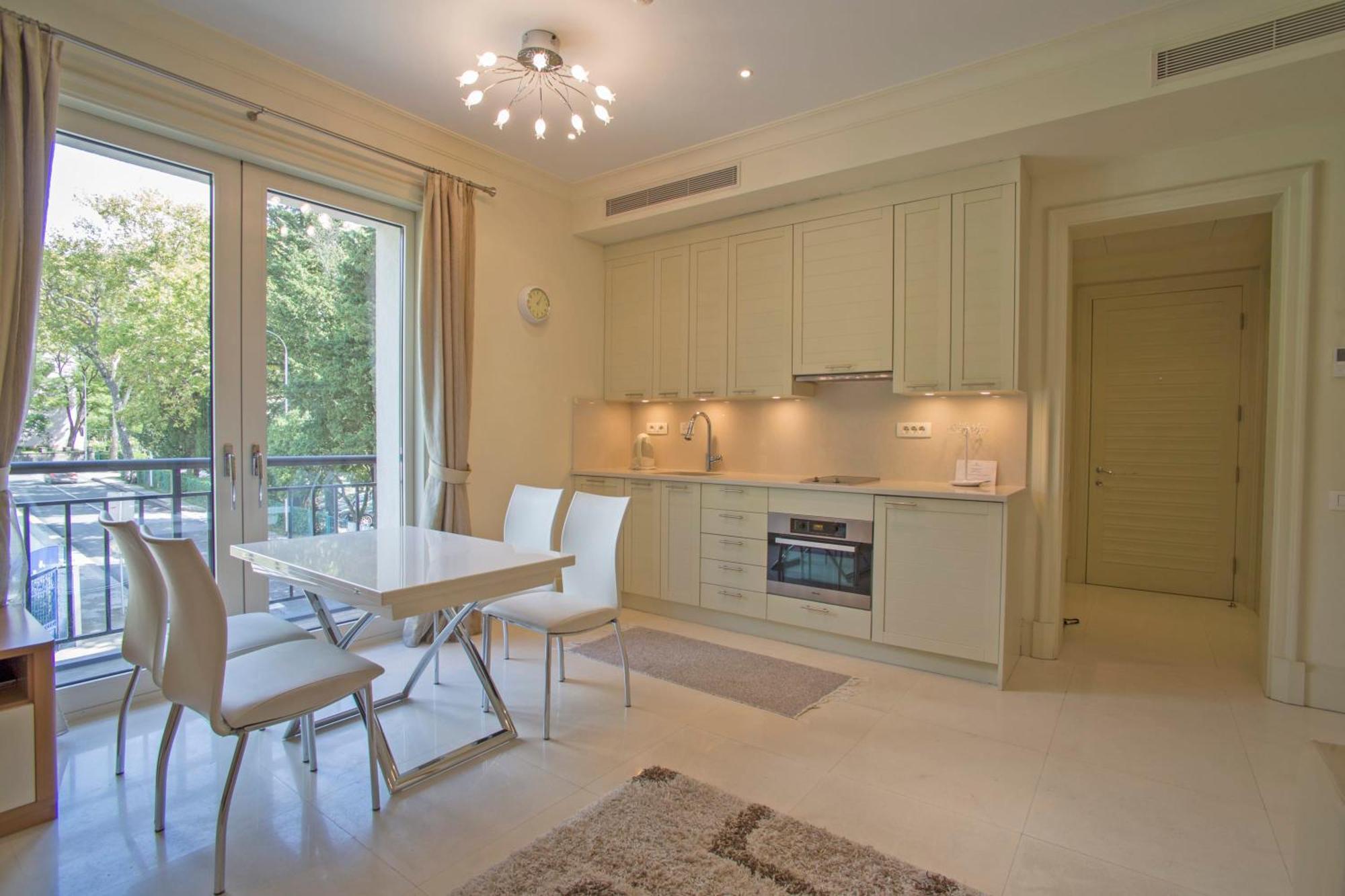 Porto Montenegro Zeta 102 - Cozy Studio Tivat Luaran gambar