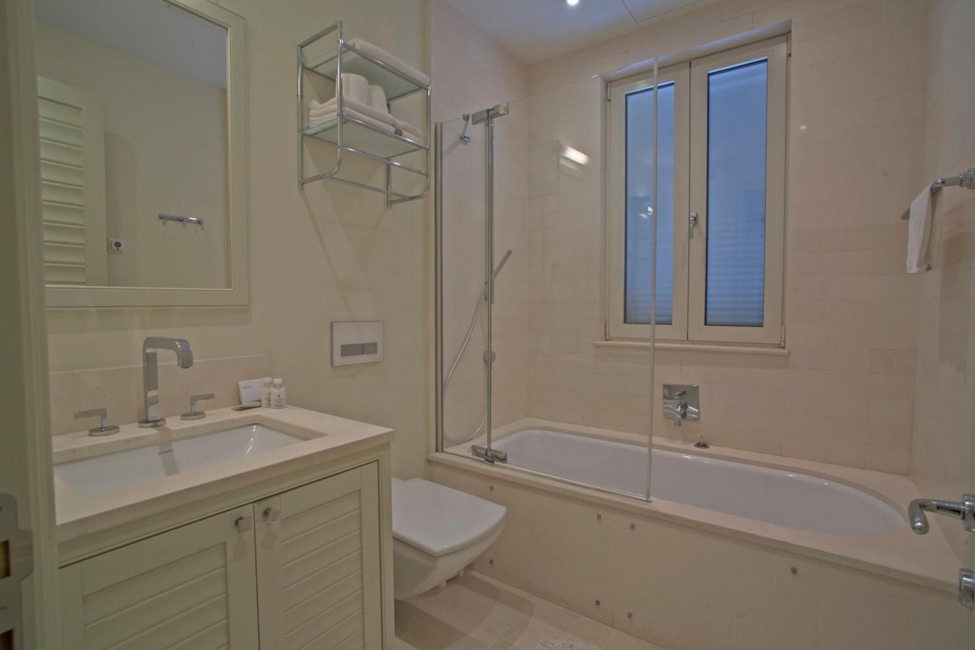 Porto Montenegro Zeta 102 - Cozy Studio Tivat Luaran gambar